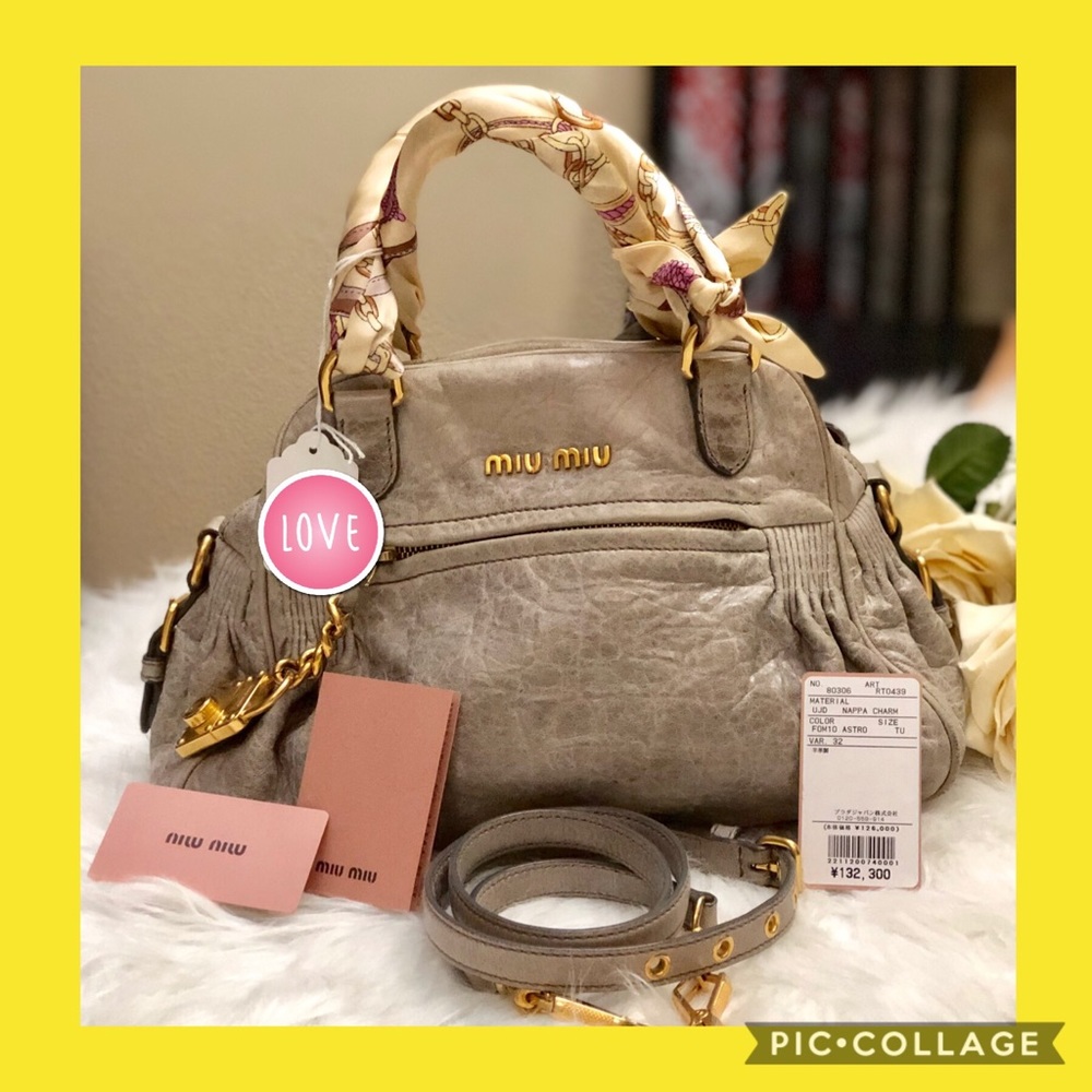 Miu miu  Nappa Charm